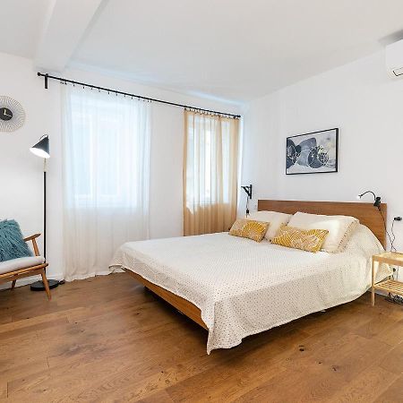 Stylish Studio Apartment By Irundo Rovinj Eksteriør billede